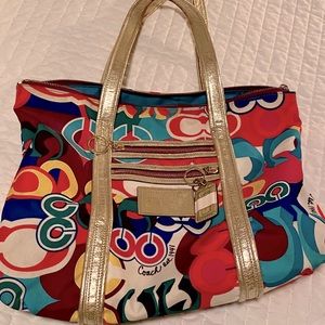 Coach Poppy Pop Signature Tote
